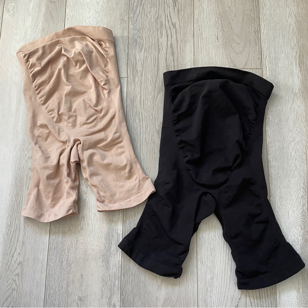 Skims Shapewear Shorts sculpt mid thigh set of 2 womens Beige Black small medium